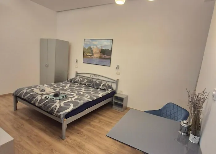 Metropolis Apartments